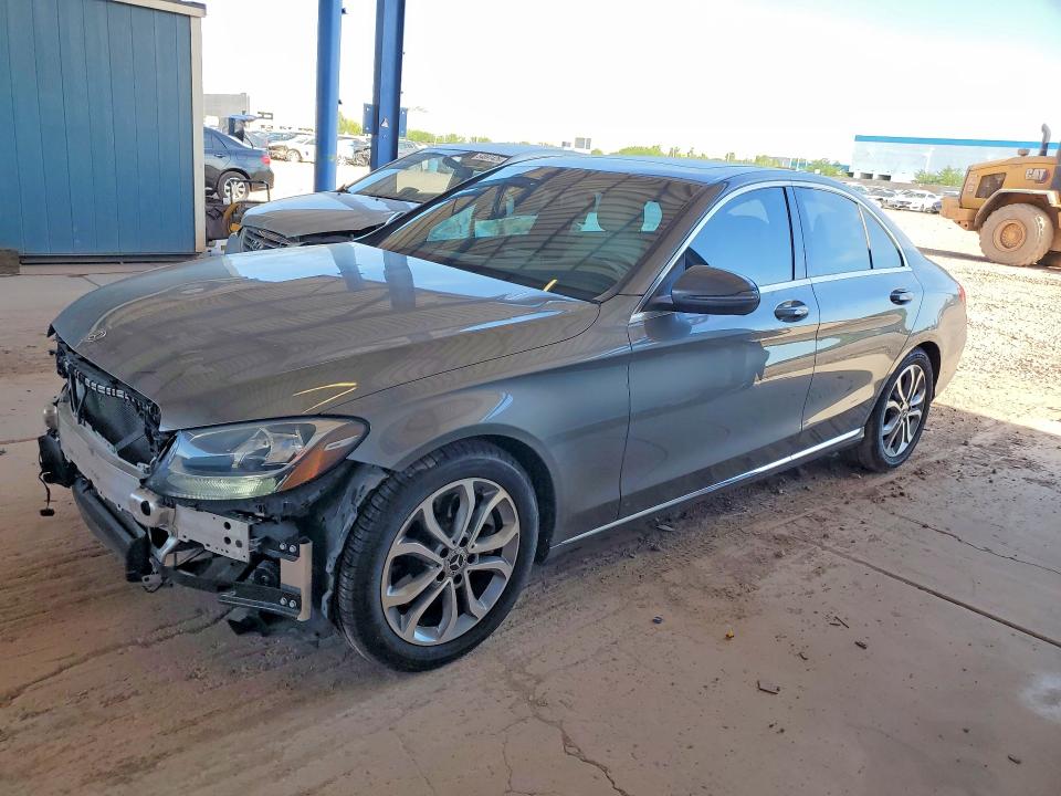 2018 MERCEDES-BENZ C — VIN 55SWF4JB3JU247496