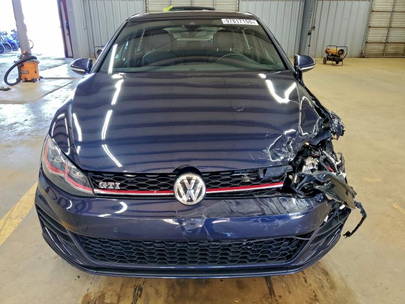 3VW547AU6JM262153