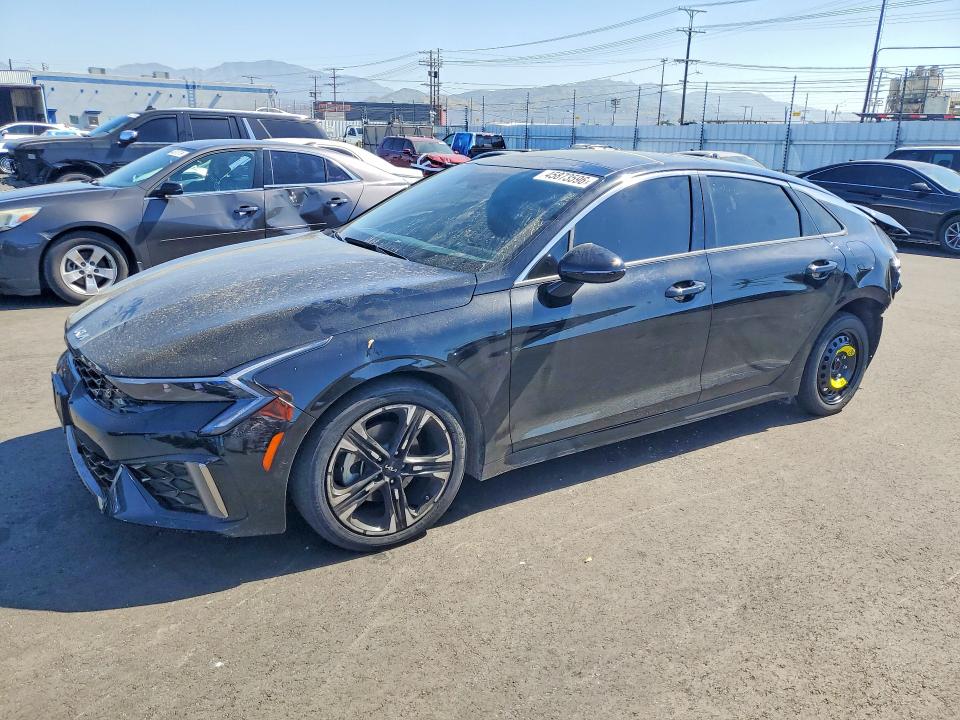 2025 KIA K5 — VIN KNAG64J75S5323639