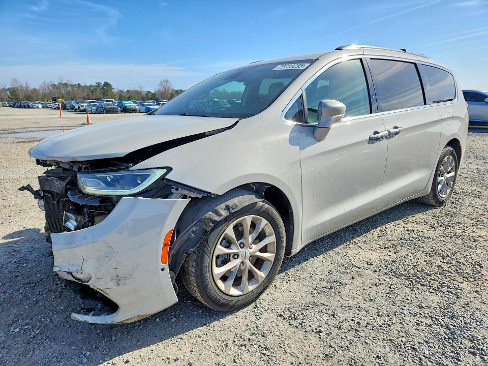 2021 CHRYSLER PACIFICA — VIN 2C4RC1BG8MR561573