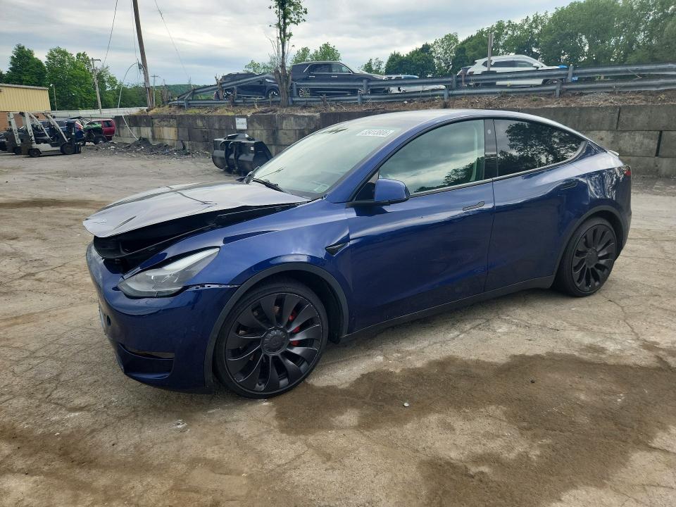2023 TESLA MODEL Y — VIN 7SAYGDEF8PF709888