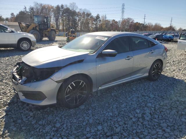 2018 HONDA CIVIC LX — VIN 19XFC2F5XJE042443