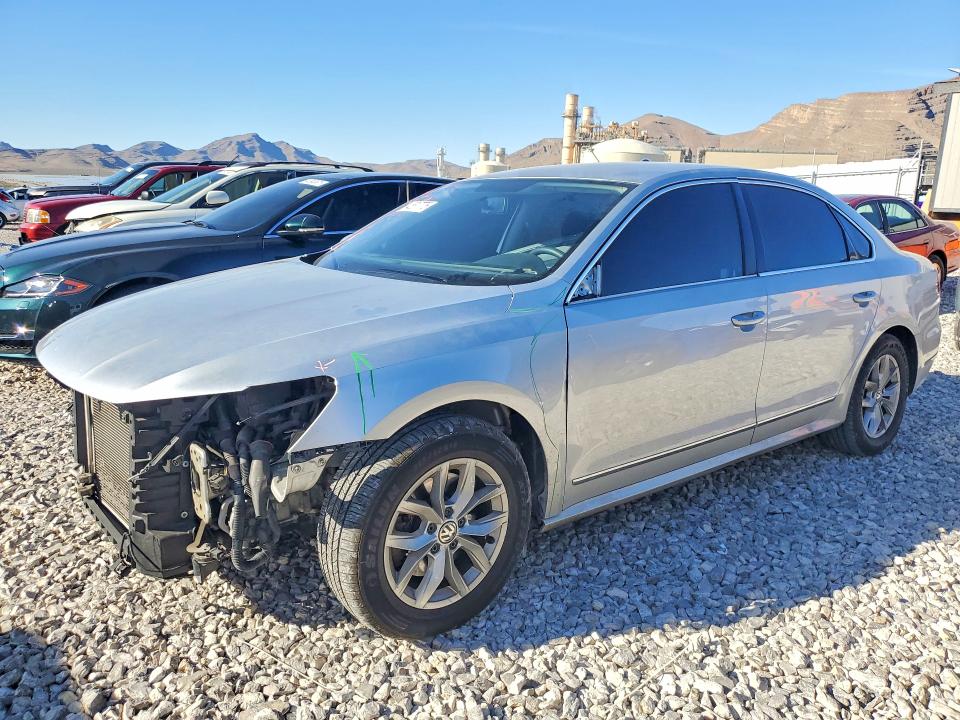 2016 VOLKSWAGEN PASSAT — VIN 1VWAT7A36GC032664