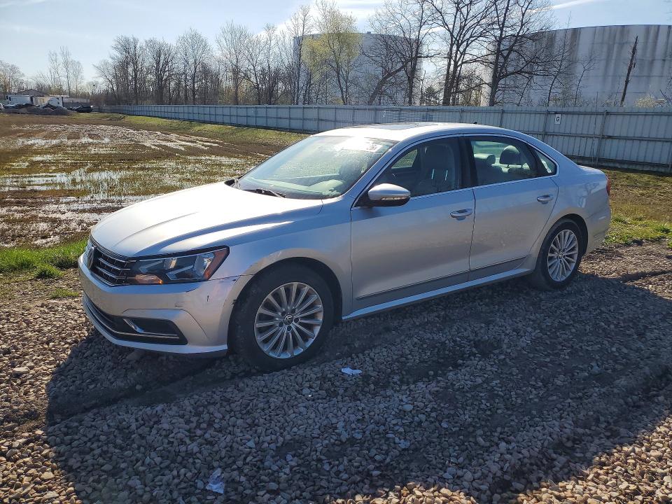 1VWBS7A36GC032915