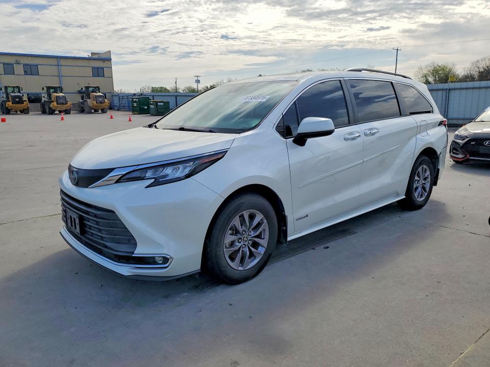 2021 TOYOTA SIENNA — VIN 5TDYRKEC9MS041186