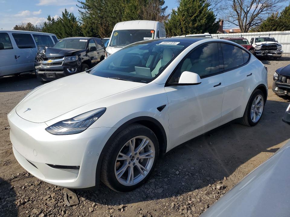 2021 TESLA MODEL Y — VIN 5YJYGAEE3MF248470