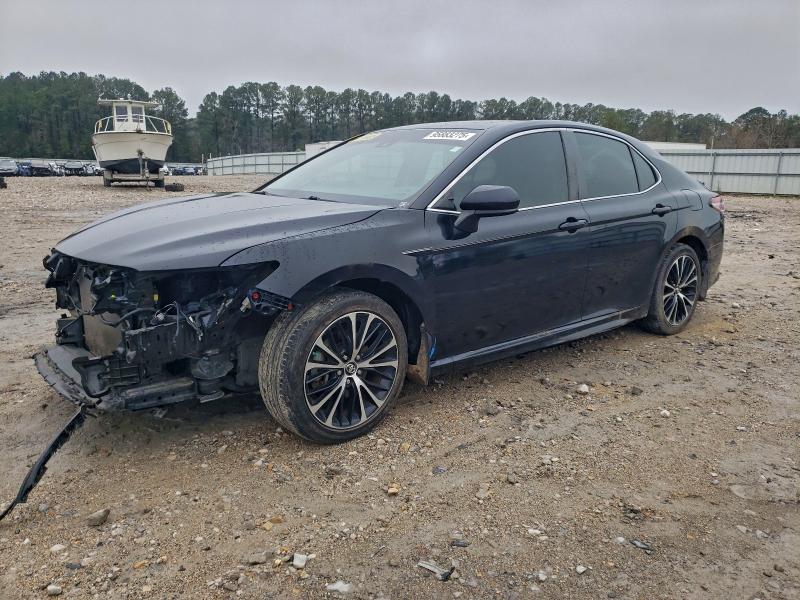 2018 TOYOTA CAMRY L — VIN 4T1B11HK3JU021979