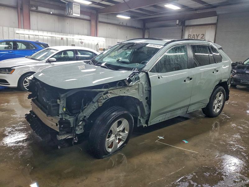 2020 TOYOTA RAV4 XLE — VIN 2T3P1RFV1LC124802