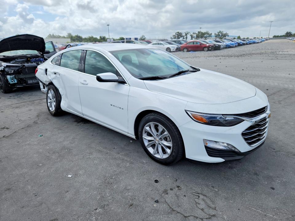 1G1ZD5ST9SF117780