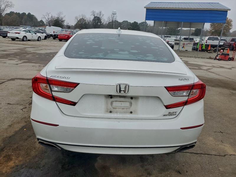 1HGCV2F30LA020258