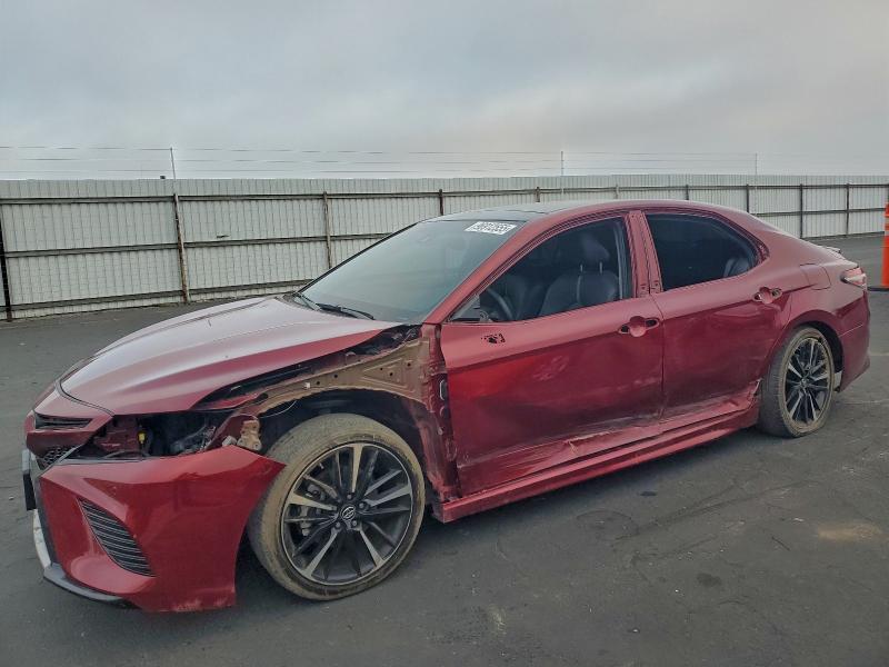 2018 TOYOTA CAMRY XSE — VIN 4T1B61HK2JU653227