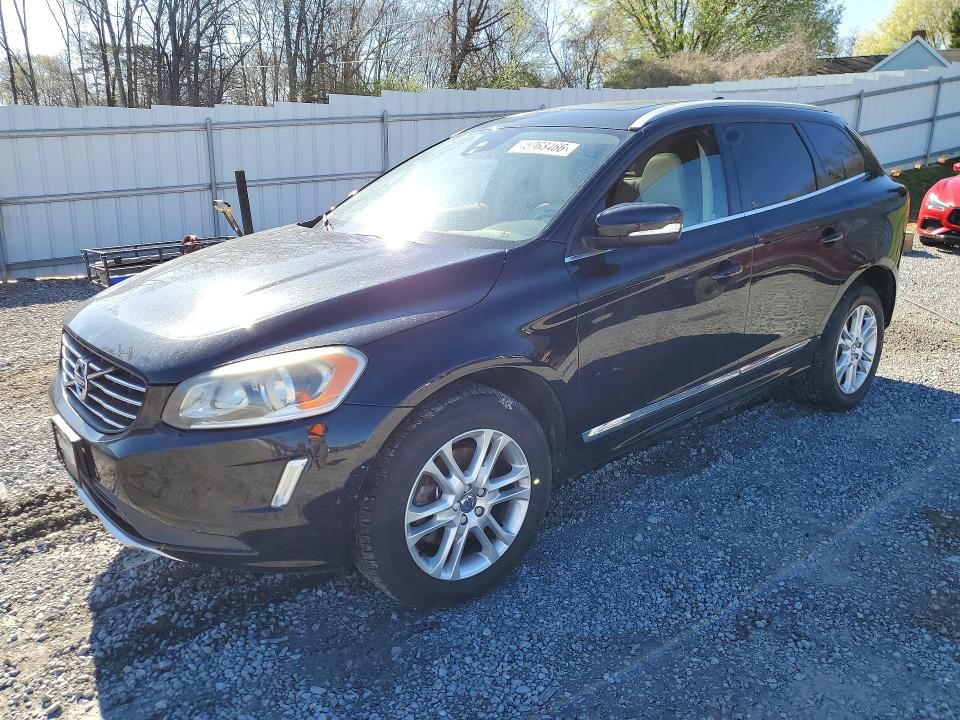 2015 VOLVO XC60 — VIN YV4612RK3F2760411