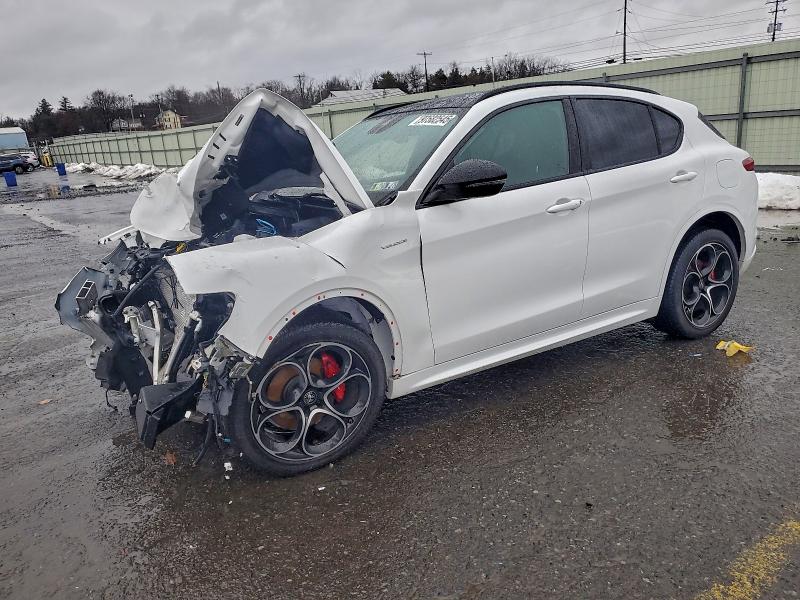 2023 ALFA ROMEO STELVIO TI — VIN ZASPAKBN0P7D52875