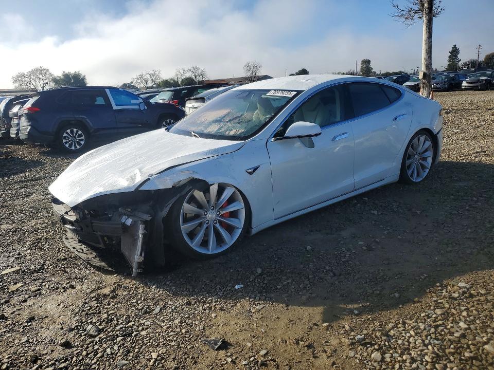 2017 TESLA MODEL S — VIN 5YJSA1E44HF176358