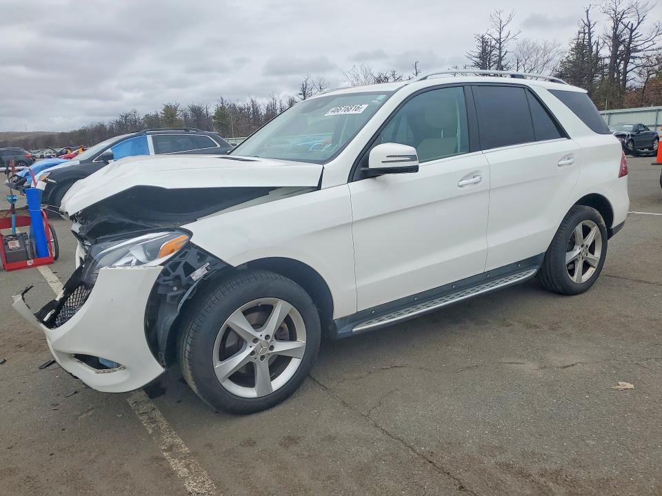 2017 MERCEDES-BENZ GLE — VIN 4JGDA5HB4HA975927