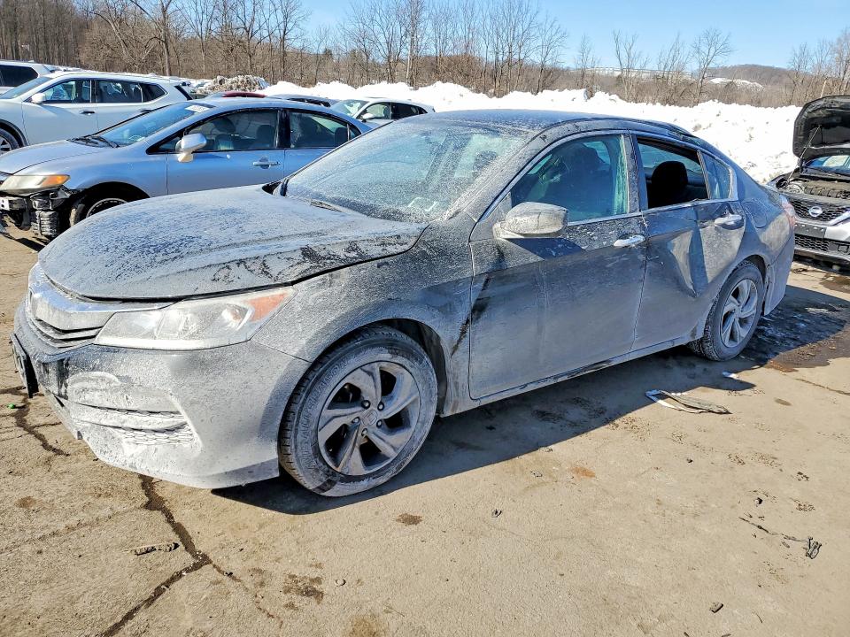 2017 HONDA ACCORD LX — VIN 1HGCR2F3XHA068555