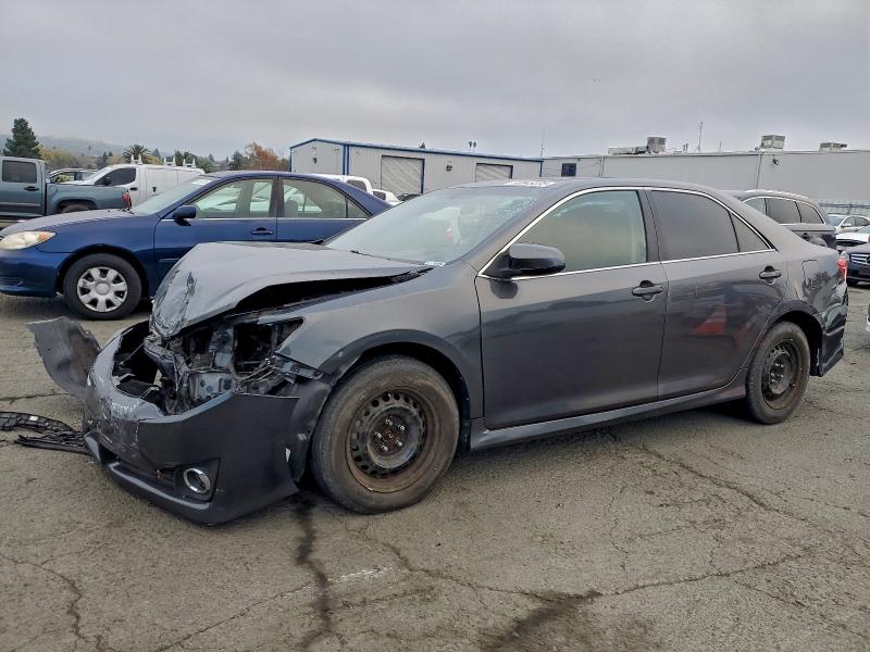 2014 TOYOTA CAMRY L — VIN 4T1BF1FK5EU341590