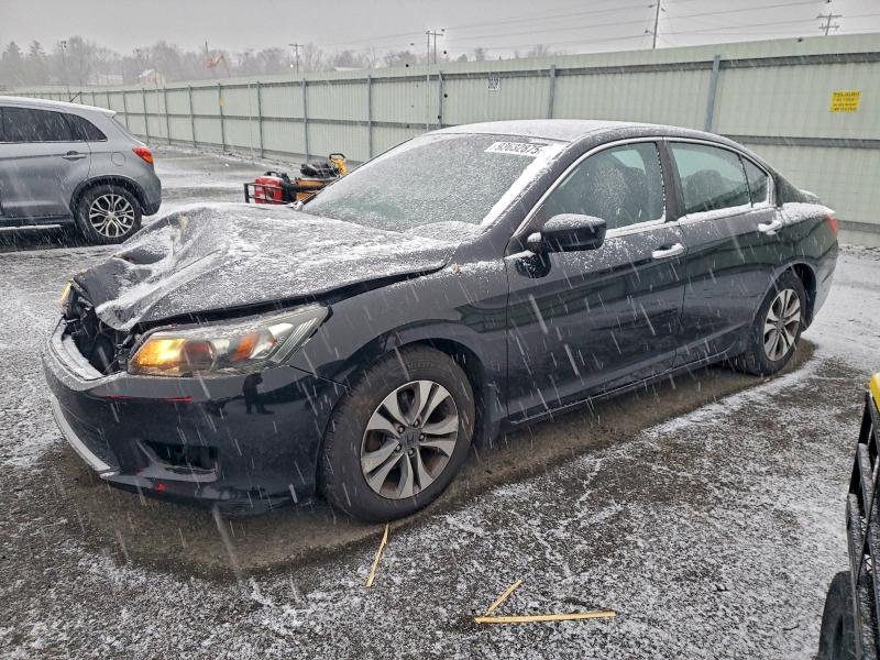 2015 HONDA ACCORD LX — VIN 1HGCR2F32FA271369