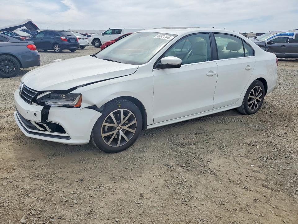2017 VOLKSWAGEN JETTA — VIN 3VWDB7AJ0HM318671