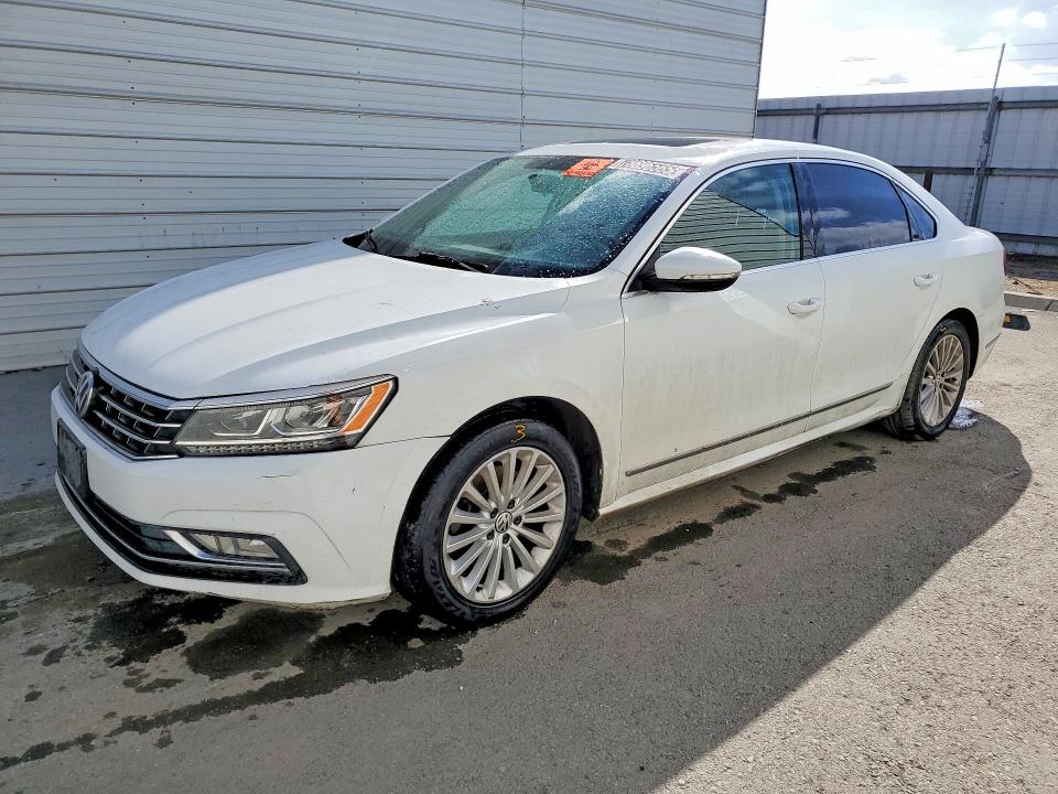 2017 VOLKSWAGEN PASSAT — VIN 1VWBT7A30HC079792