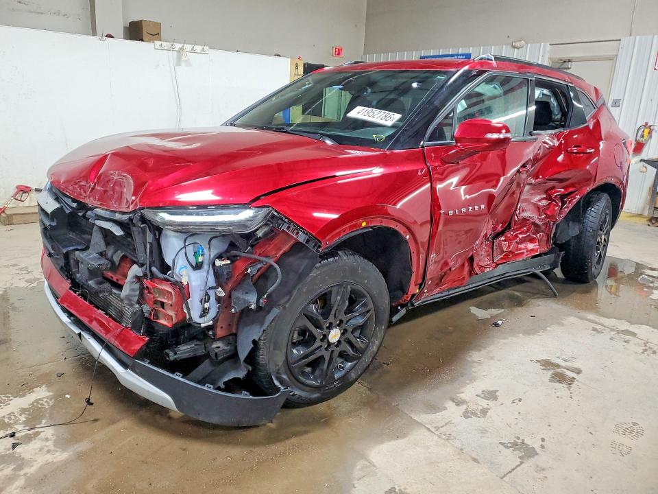 2022 CHEVROLET BLAZER — VIN 3GNKBHR47NS166496