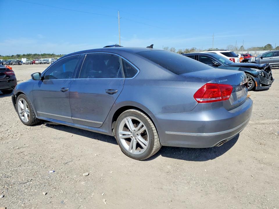 1VWBS7A36FC026160