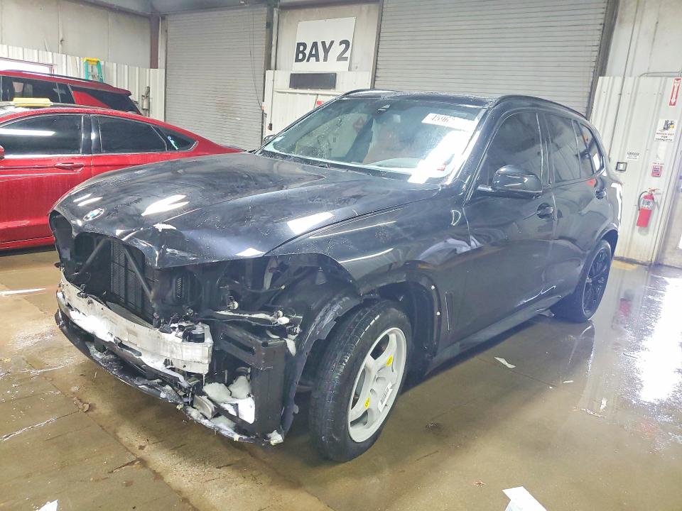 2022 BMW X5 — VIN 5UXCR6C02N9J13144