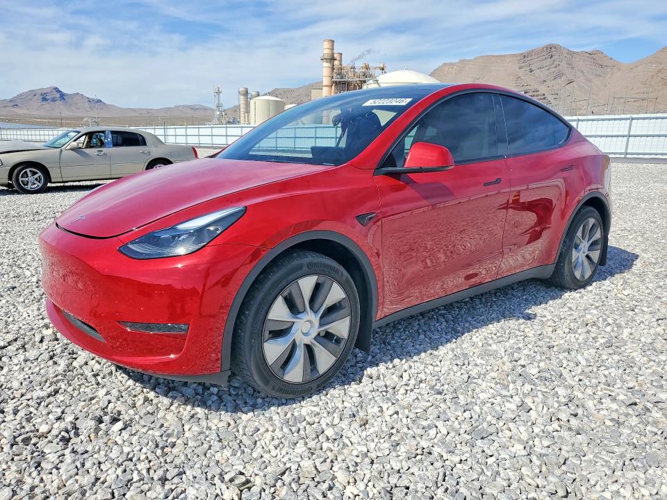 2023 TESLA MODEL Y — VIN 7SAYGDEE7PA102241