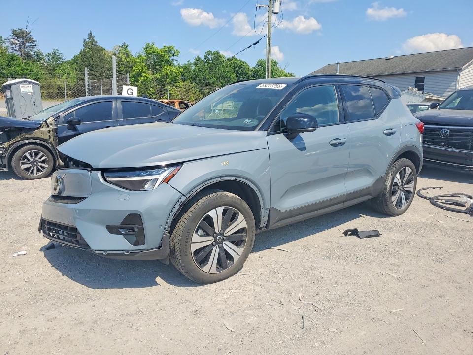 2023 VOLVO XC40 — VIN YV4ED3UW1P2971157