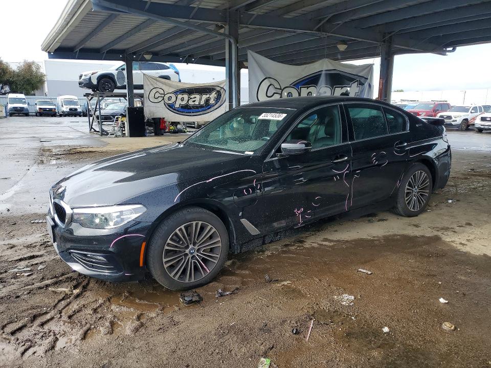 2018 BMW 530 E — VIN WBAJA9C53JB033350