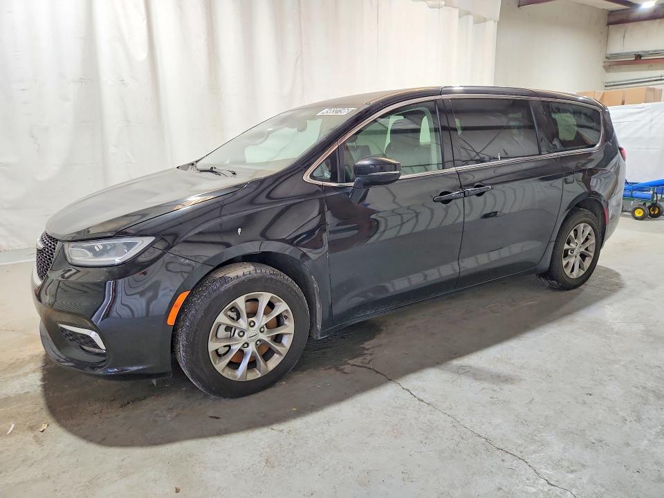 2024 CHRYSLER PACIFICA — VIN 2C4RC3BG5RR185580