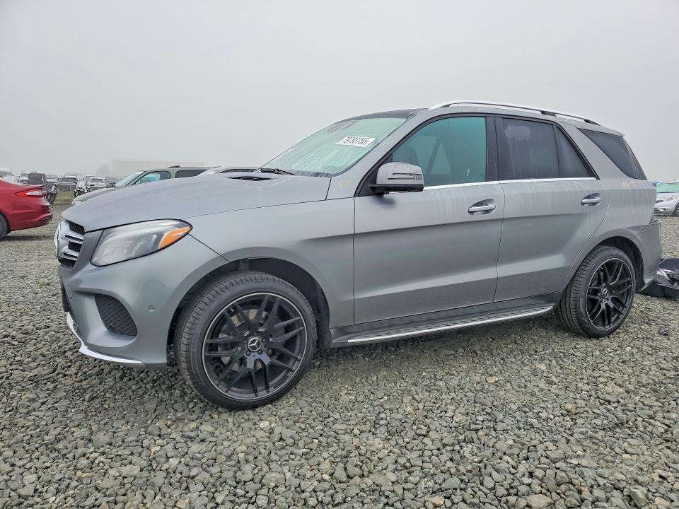 2016 MERCEDES-BENZ GLE — VIN 4JGDA5GB8GA675582