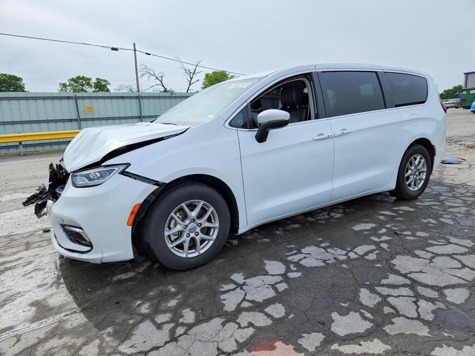 2023 CHRYSLER PACIFICA — VIN 2C4RC1BG8PR625230