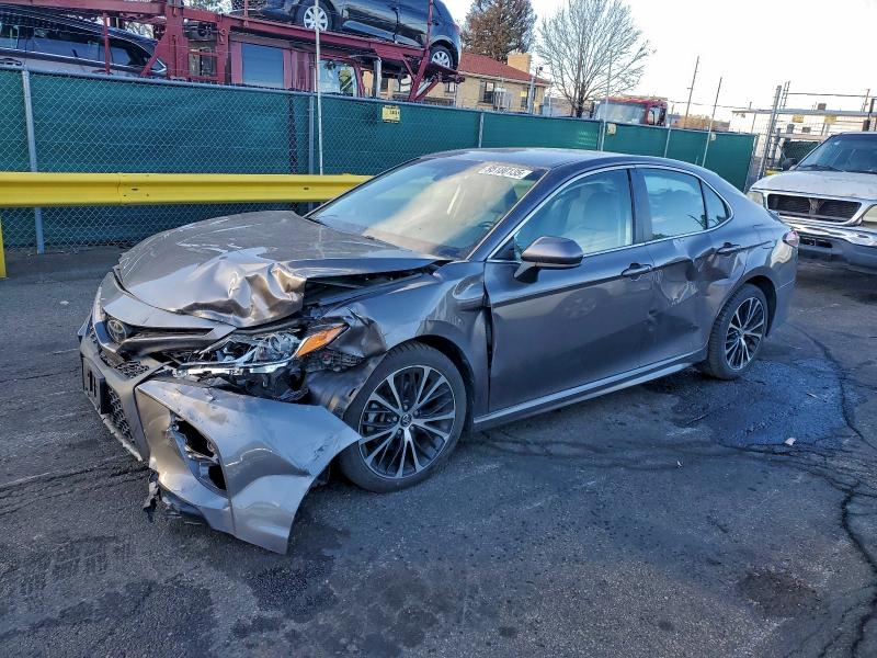 2018 TOYOTA CAMRY L — VIN 4T1B11HK0JU535823