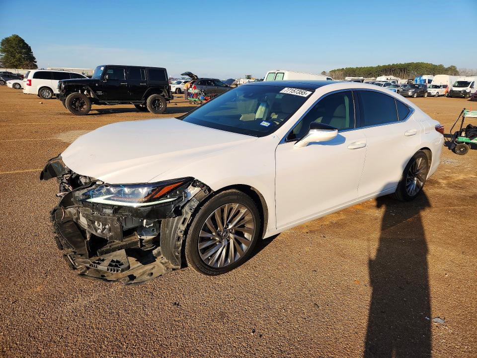 2019 LEXUS ES — VIN 58ABZ1B13KU020429