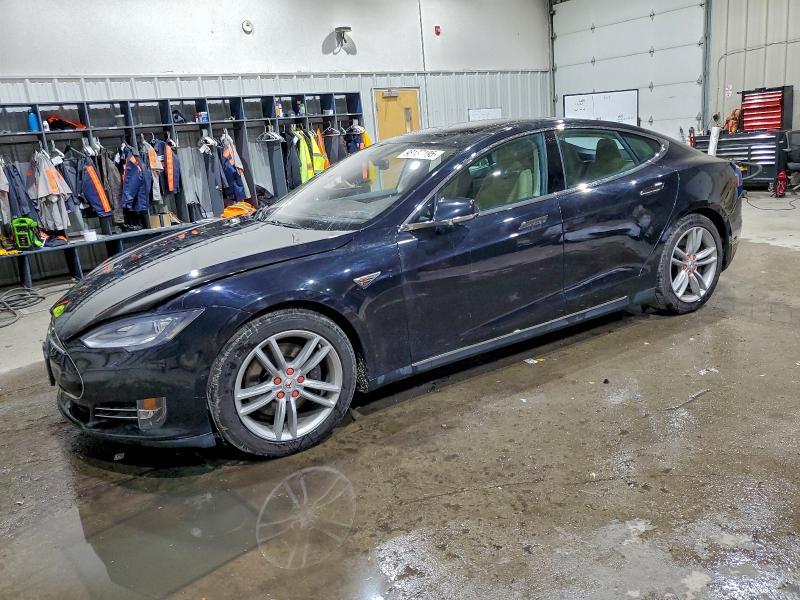 2015 TESLA MODEL S — VIN 5YJSA1H29FF091149