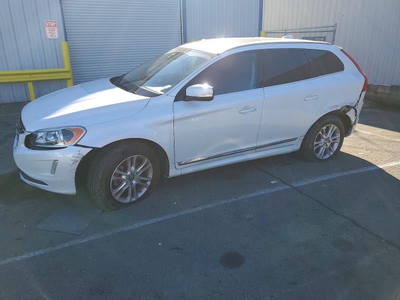2015 VOLVO XC60 T5 PR — VIN YV440MDK0F2755485
