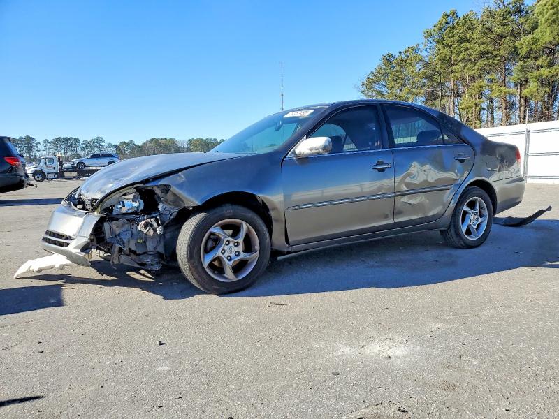 2004 TOYOTA CAMRY LE — VIN 4T1BE30K54U894231