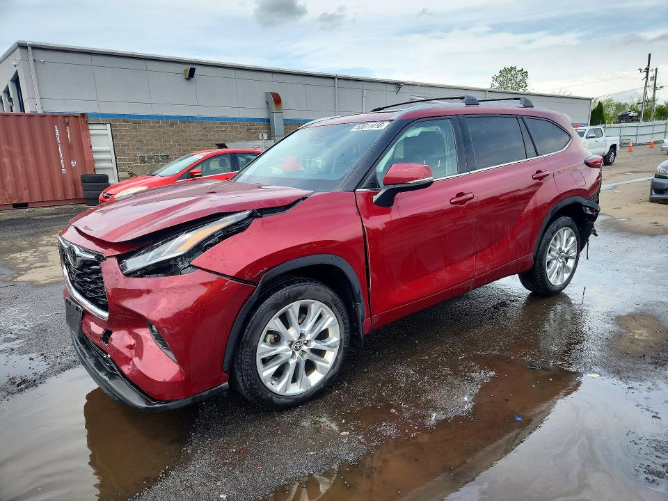 2022 TOYOTA HIGHLANDER — VIN 5TDDZRBH6NS233805