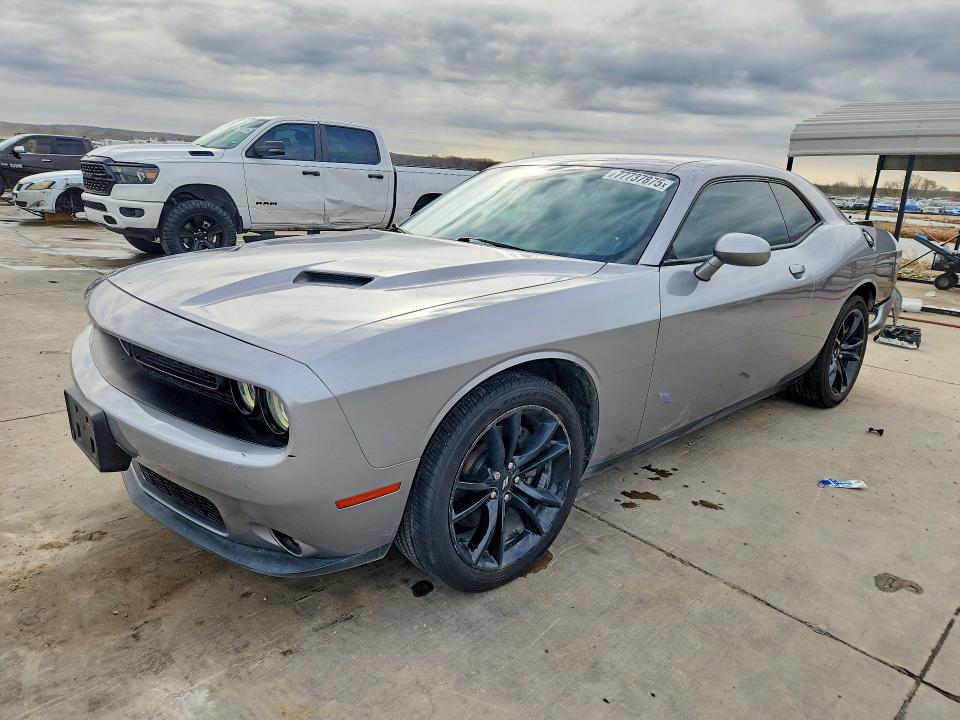2018 DODGE CHALLENGER — VIN 2C3CDZAG5JH131511