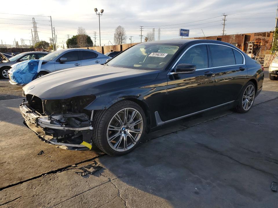 2017 BMW 740 — VIN WBA7E2C55HG739271