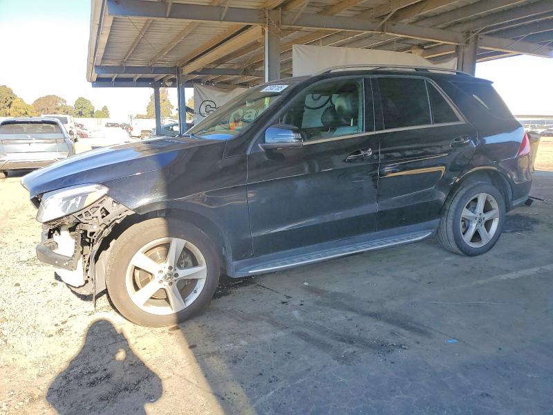 2018 MERCEDES-BENZ GLE — VIN 4JGDA5HB2JA999889