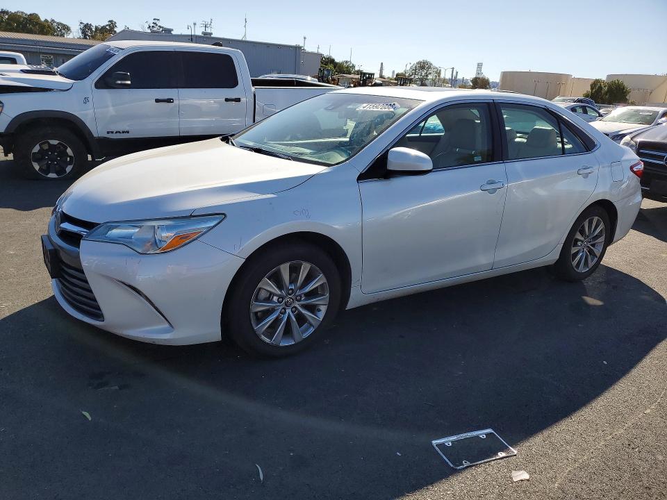 2015 TOYOTA CAMRY HYBRID — VIN 4T1BD1FK6FU156360