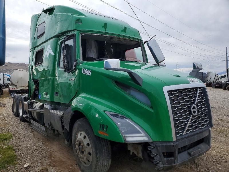 2019 VOLVO VN — VIN 4V4NC9EH3KN211185