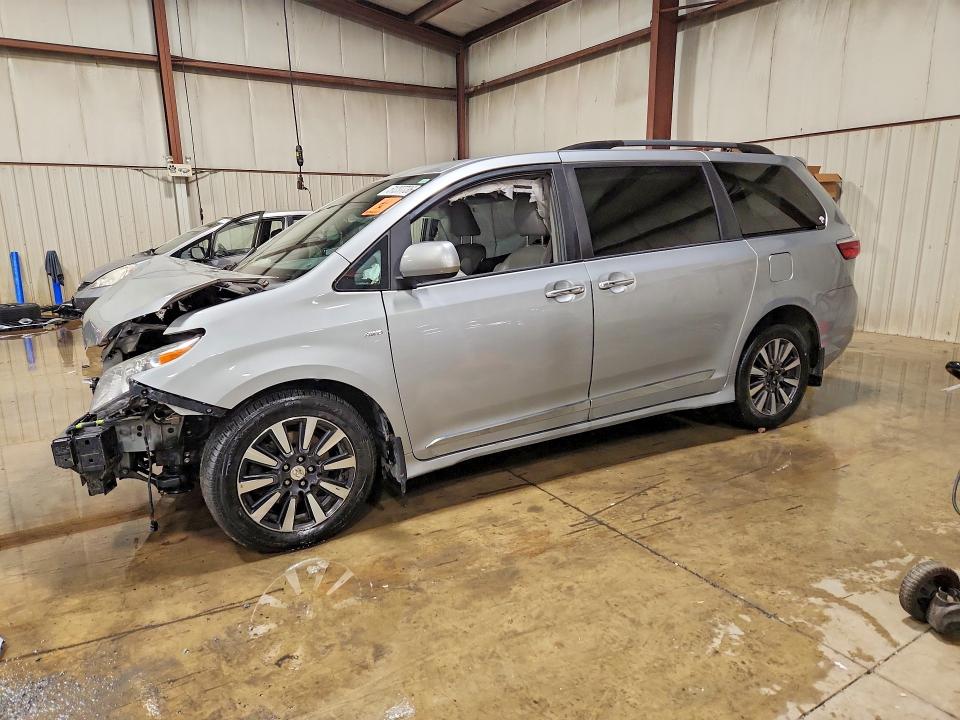 2019 TOYOTA SIENNA — VIN 5TDDZ3DC5KS224989
