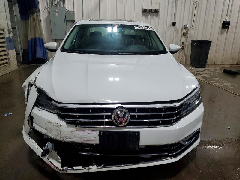 1VWGT7A31HC052882