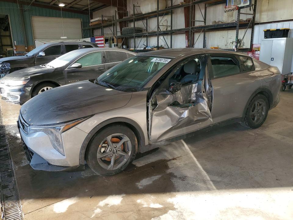2025 KIA K4 — VIN 3KPFT4DE4SE169995
