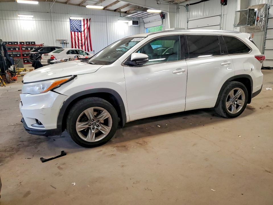 2016 TOYOTA HIGHLANDER — VIN 5TDDKRFH3GS292327