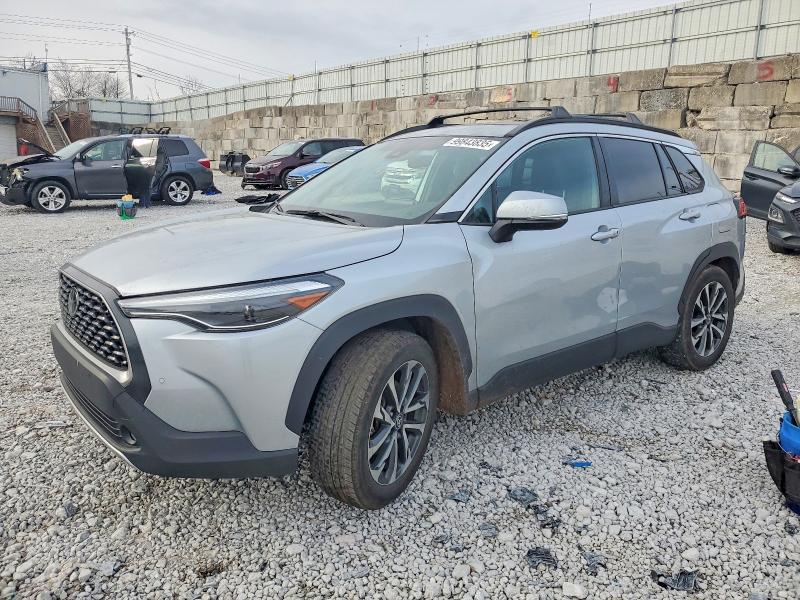 2022 TOYOTA COROLLA CROSS — VIN 7MUDAAAG3NV036193