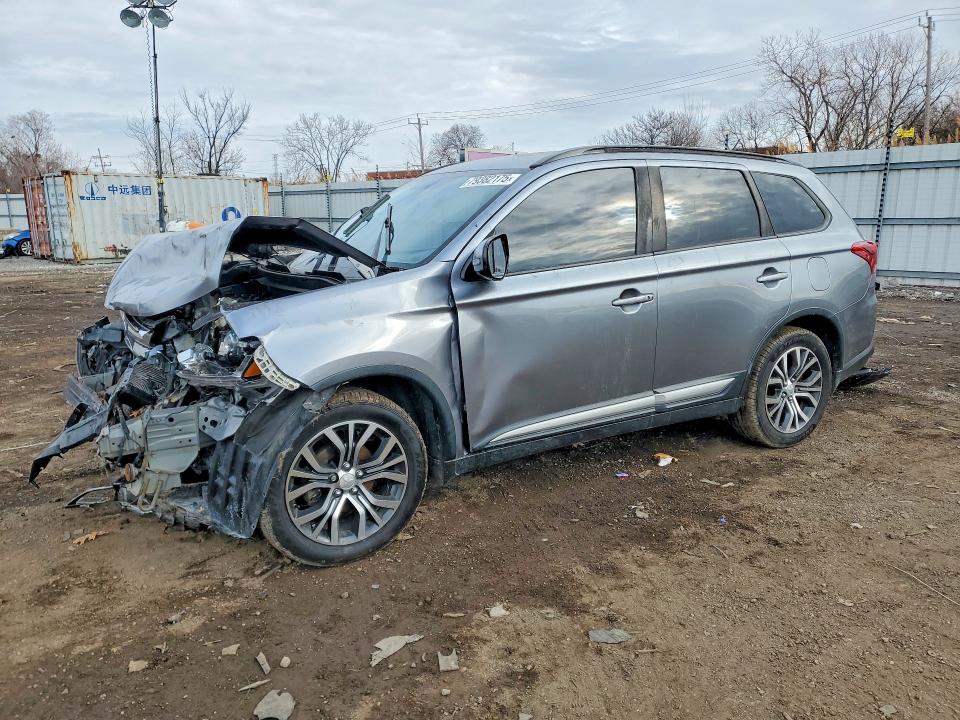 2016 MITSUBISHI OUTLANDER — VIN JA4AZ3A31GZ062611
